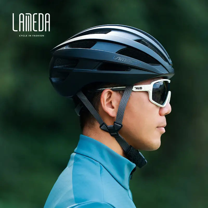 Cyclist Corner Ultralight Cycling Helmet Integrated Bicycle Helmet