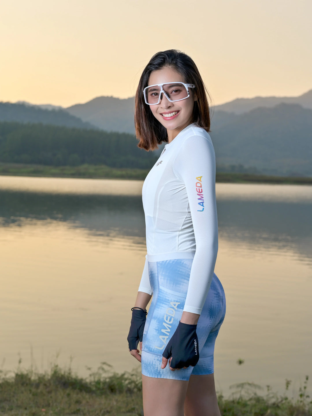 Floral Woman Cycling Bib Shorts - Ink Blue