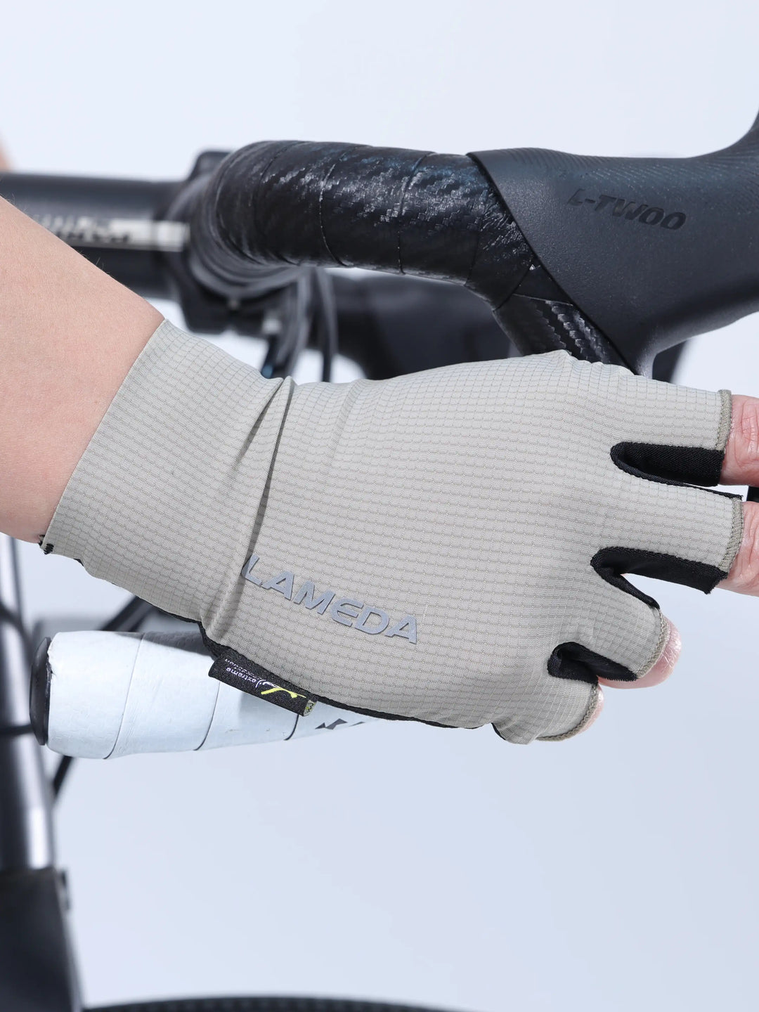 2066 Bike Gloves - Khaki