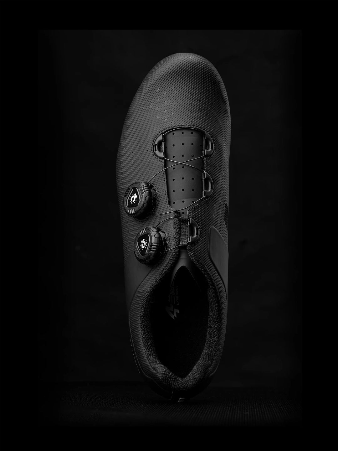 Yik Carbon Fiber Cycling Cleat Shoes - Black